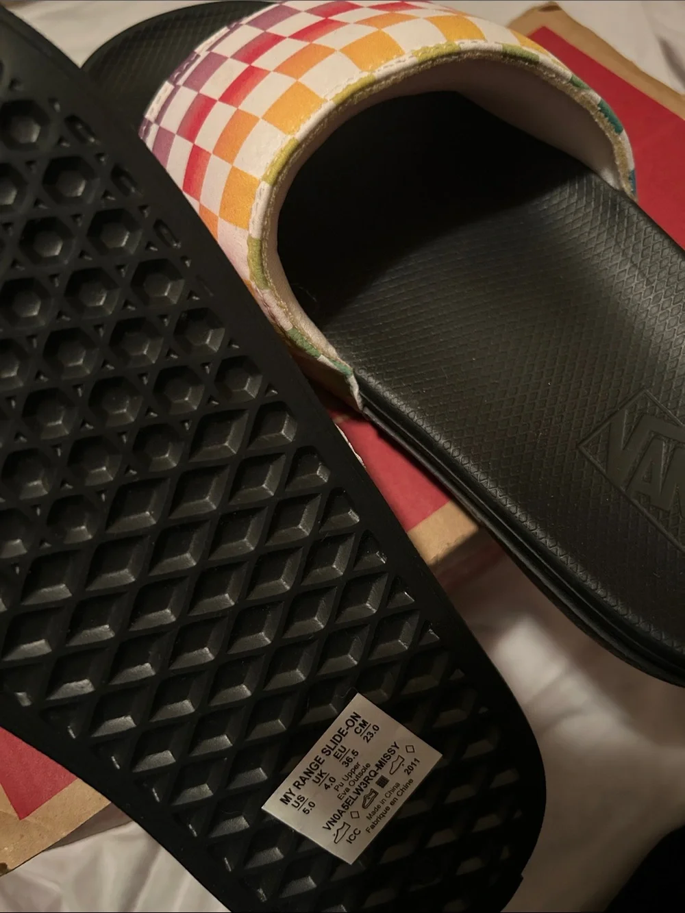 Van checkered slides